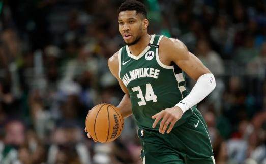 开云APP-为字母保留选秀权火种 湖人酝酿休赛期王炸交易