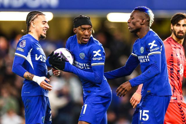 kaiyun-蓝军众将哄抢点球，波切蒂诺怒了：可耻，再犯就滚！