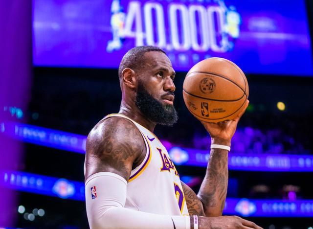 kaiyun-【观察】揭秘詹皇4万分：4个时代进攻4度进化