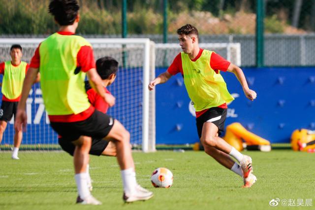 开云-奥斯卡回归第1练全速入戏 何时复出？战三镇受期待