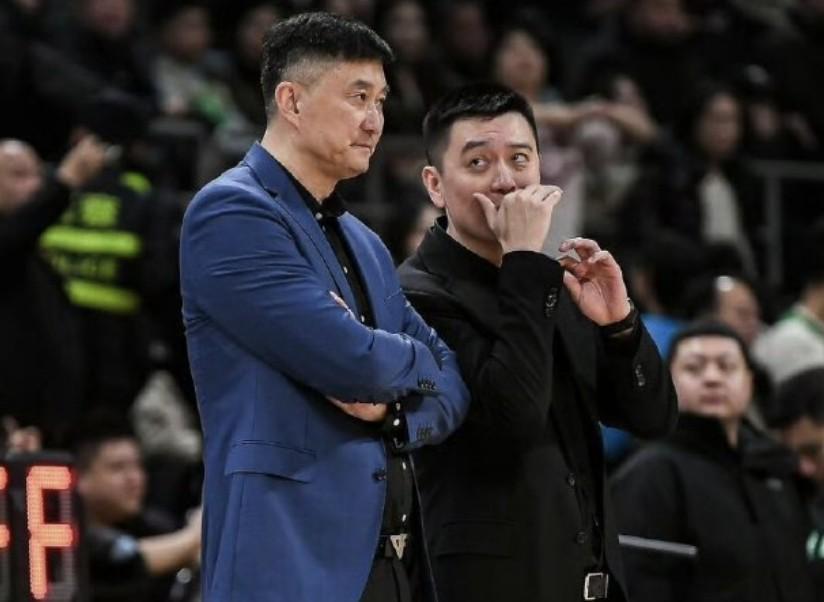 开云-杨鸣：杜锋一直肩扛压力顶着球队前进，每个教练员都值得尊重