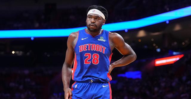 开云体育官网-比克斯塔夫：斯图尔特一直带伤作战 但目前情况加重了