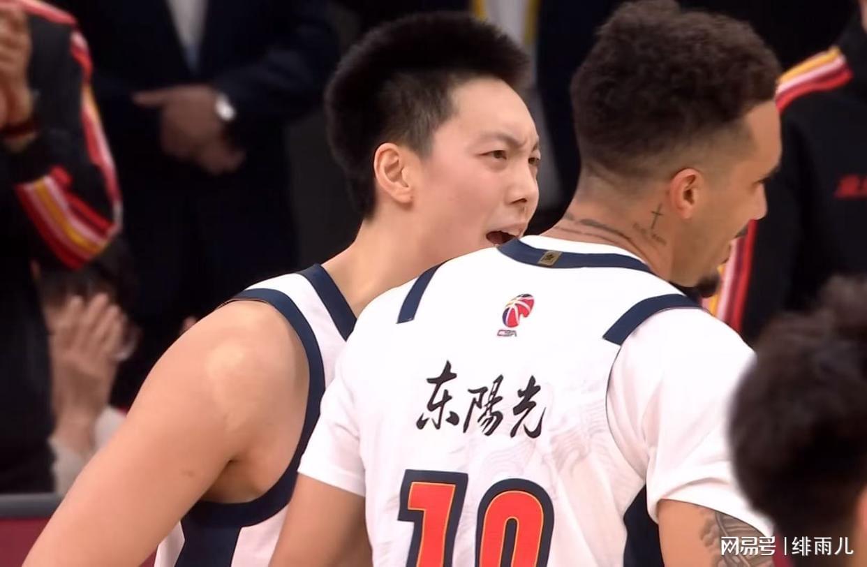 开云APP-裁掉麦考尔+留下萨林杰？广东队被迫“4选1”，第五外援人选曝光